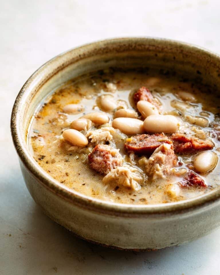 35-Minute White Cheddar Apple Chicken Chili You’ll Crave Recipe